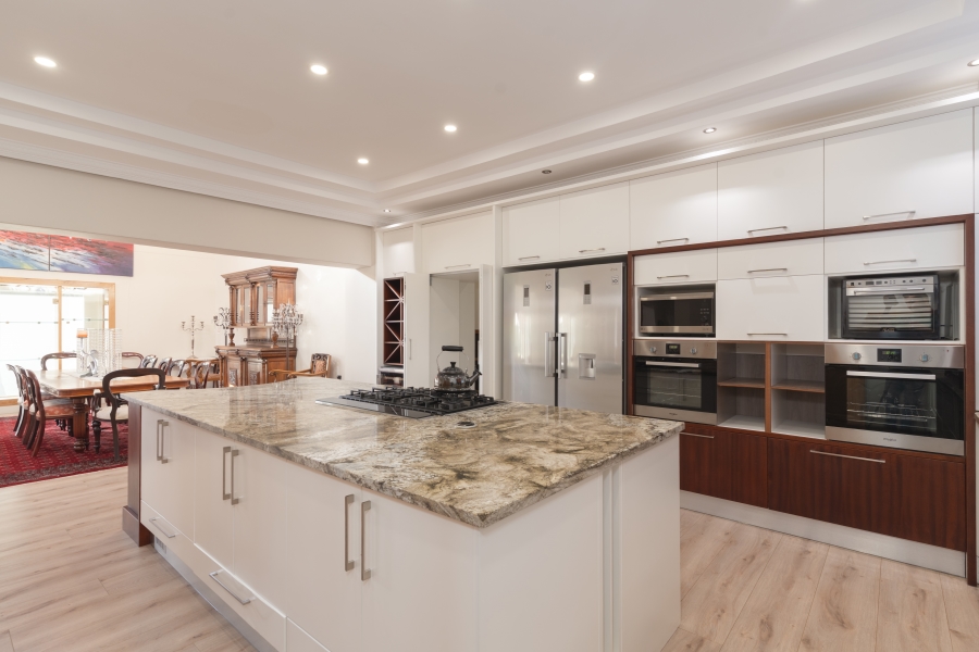 5 Bedroom Property for Sale in Greenways Golf Estate Western Cape